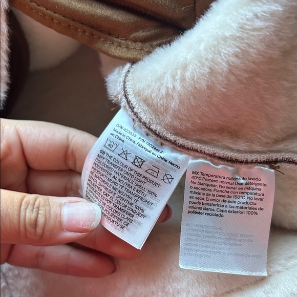 H&M PILE-LINED JACKET SIZE XS - Picture 5 of 8